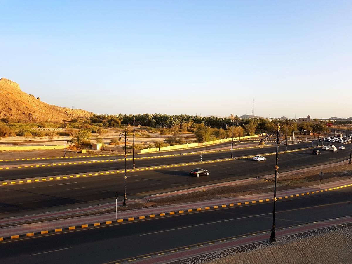 Tanuf Residency Hotel 니즈와 외부 사진