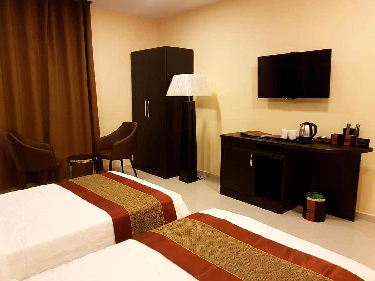 Tanuf Residency Hotel 니즈와 외부 사진